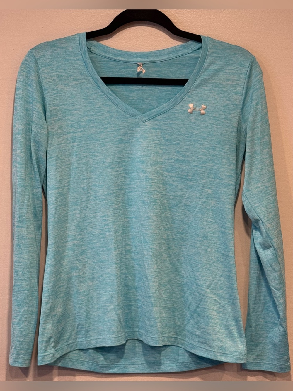 Under Armour HeatGear Loose Fit Heather Blue Long Sleeve V-Neck Top Small SM